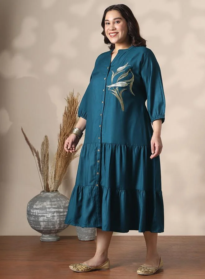 جلو باص فستان نسائي مقاس كبير بياقة ماندرين باللون الكحلي